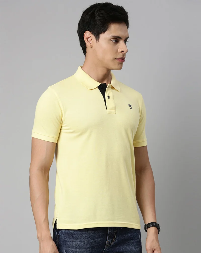 Joven Men Yellow Solid Polo Collar Pure Cotton T-Shirt